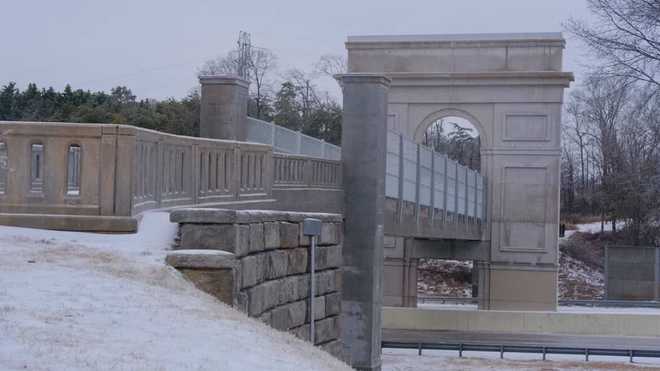 Harambe Memorial Bridge Ice harambe memorial bridge ice