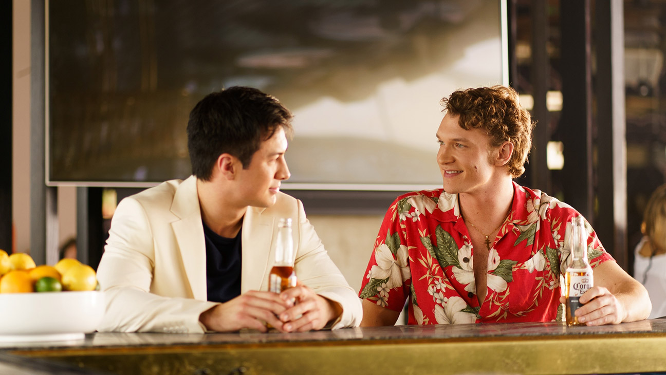 (L to R) - Hudson Williams as Shane Hollander and Connor Storrie as Ilya Rozanov in Episode 105 of Heated Rivalry.