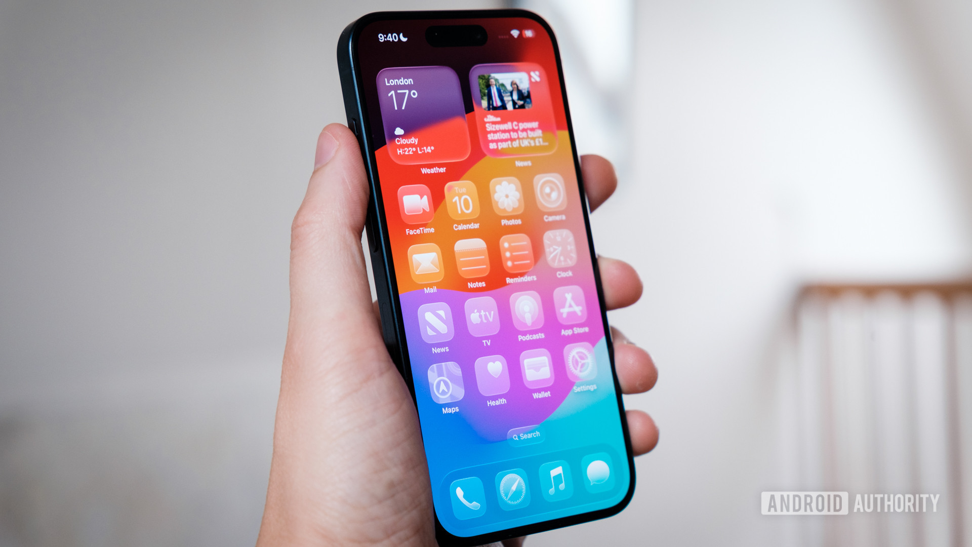 iOS 26 Liquid Glass icons
