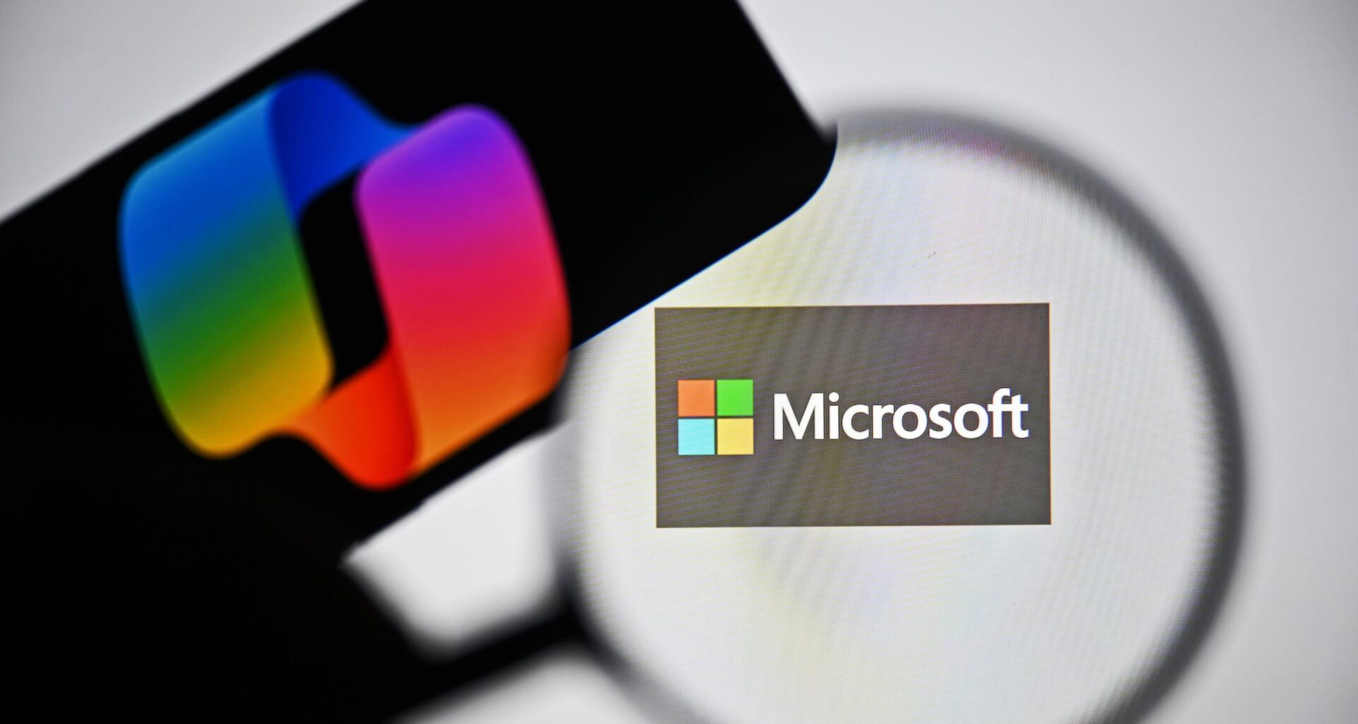Microsoft's Frank Shaw refutes massive layoff rumors