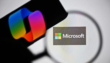 Microsoft's Frank Shaw refutes massive layoff rumors