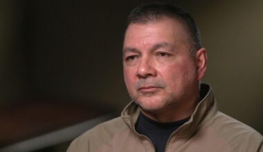 Top ICE official is asked whether Americans can trust investigation into Renee Good's killing