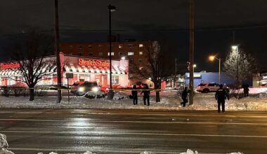 1 dead after shooting outside fast food restaurant in Oakley