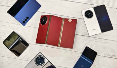 Huawei Mate XT Ultimate Design with the Galaxy Z Fold 7, Oppo Find N5, Huawei Pura X, Vivo X Fold 5 and Motorola Razr 2025 in the background.