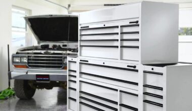 5 Handy Harbor Freight Gadgets To Upgrade Your Garage