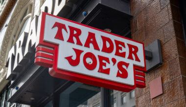 16 Best Trader Joe's Sides And Snacks For The Ultimate Super Bowl Party