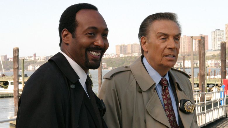 Ed Green and Lennie Briscoe have a conversation in Law & Order
