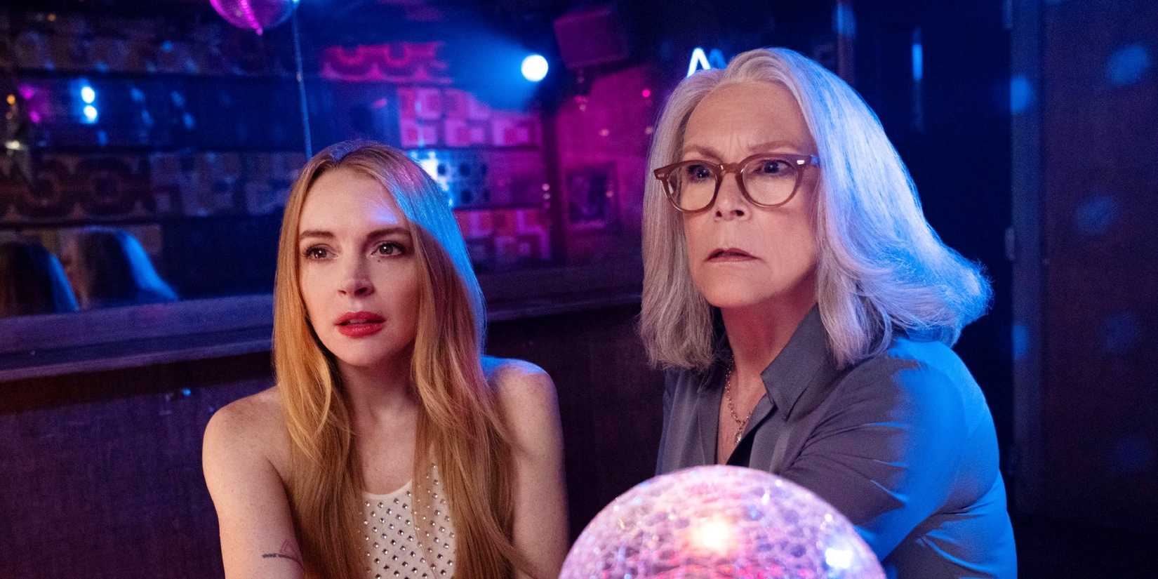 Lindsay Lohan as Anna and Jamie Lee Curtis as Tess in Freakier Friday