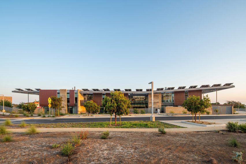 California school designed in response to environmental concerns
