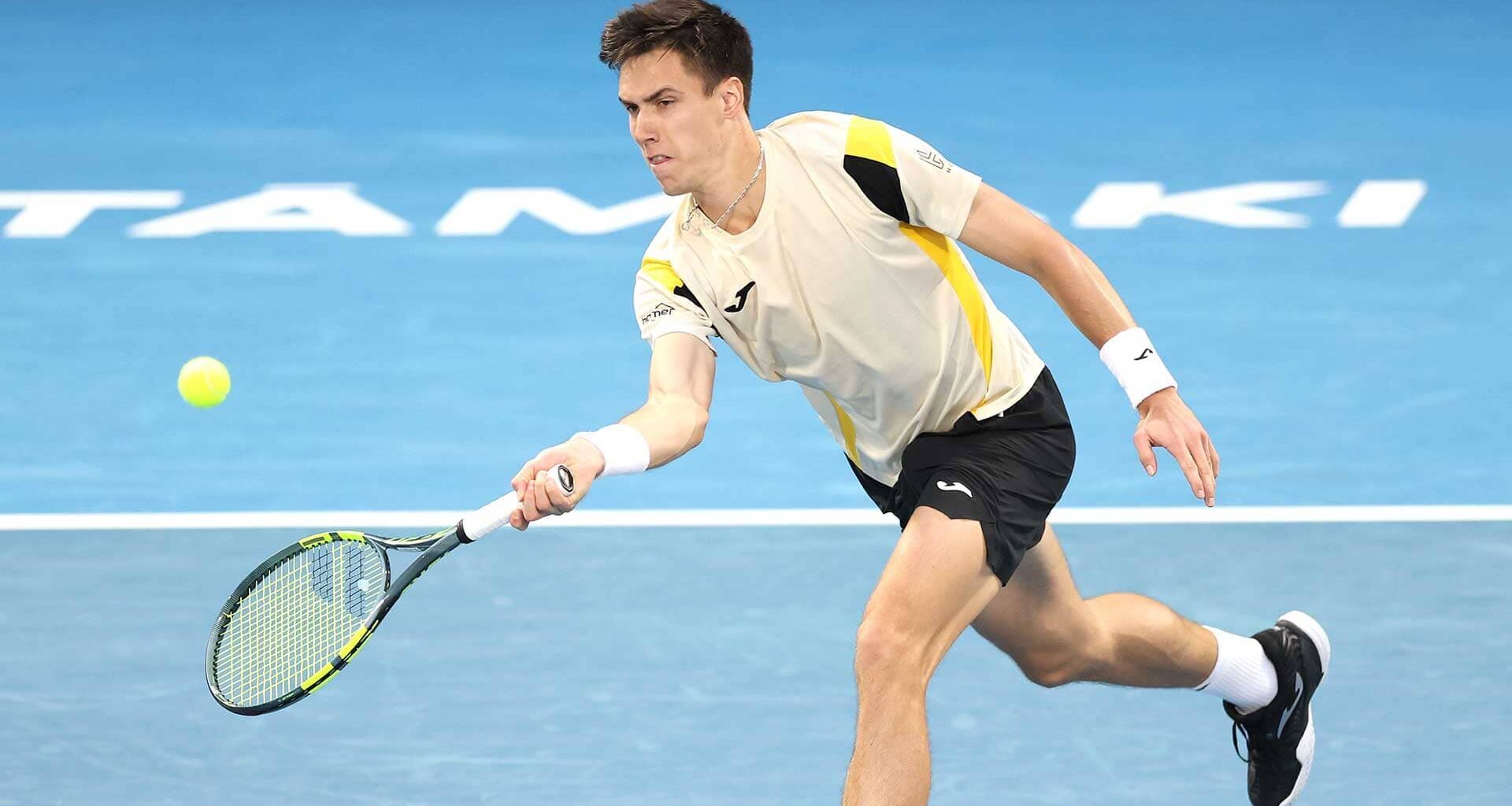 Fabian Marozsan upsets Casper Ruud, Giovanni Mpetshi Perricard saves MP in Auckland | ATP Tour