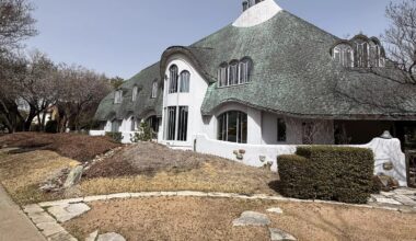 Highland Park Mushroom House Demolished