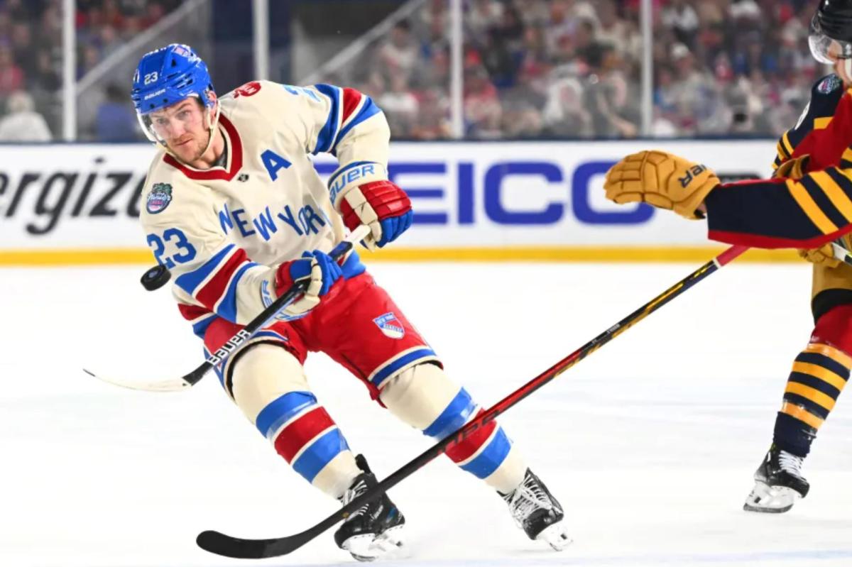 Adam Fox brings spark back to Rangers' power play after injury absence