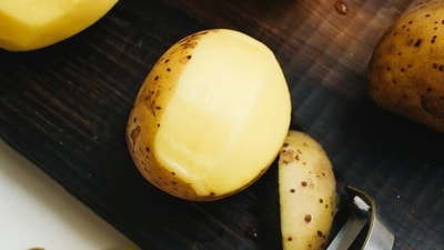 Potatoes are low in calories and high in fibre, making them a good source of carbs, according to Dan Go. (Pexel)