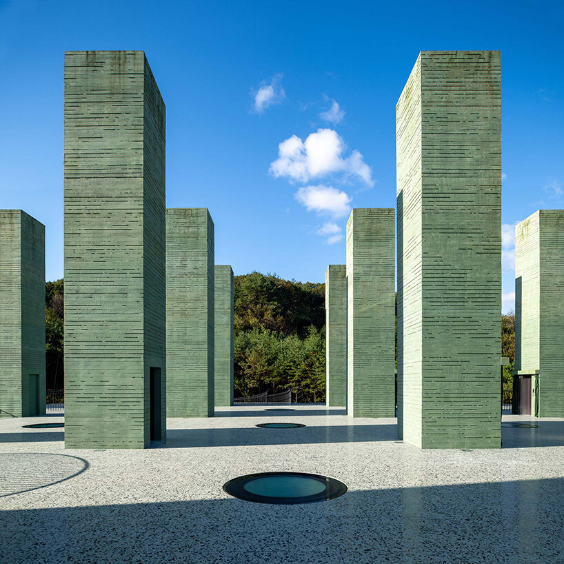 pezo von ellrichshausen raises field of inhabitable columns for restaurant in south korea