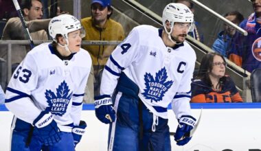 Matthews passes Sundin to become Maple Leafs' all-time leading goal-scorer