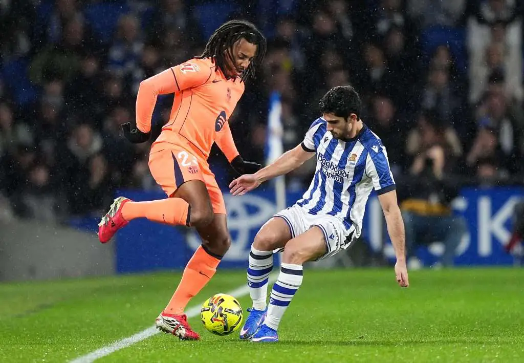 Barcelona fans take aim at 2 struggling players during Real Sociedad clash