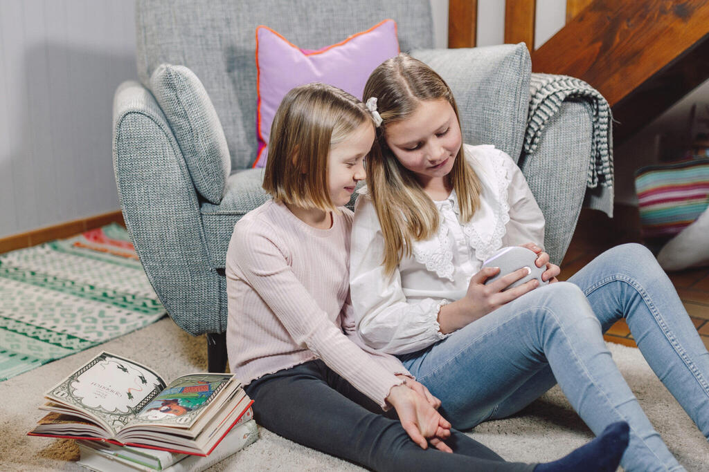 Children use the Reflect Orb 