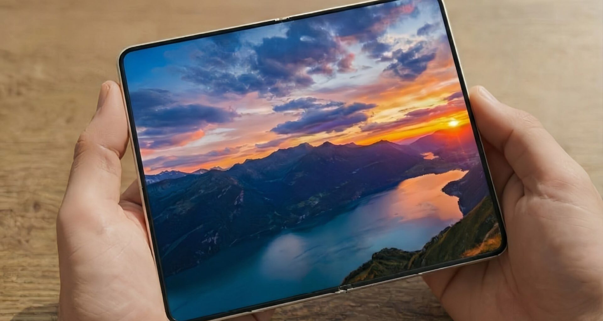 iPhone Fold Rumored Display Size Has Samsung Preparing a Direct Rival