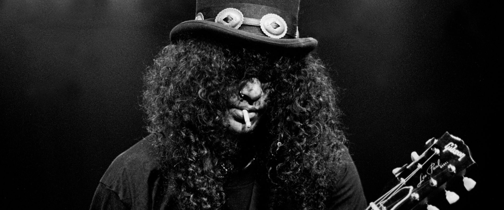 How One Day of “Shopping” at Two Eyebrow-Raising Stores Led To Slash Finding His Signature Guns N’ Roses Look