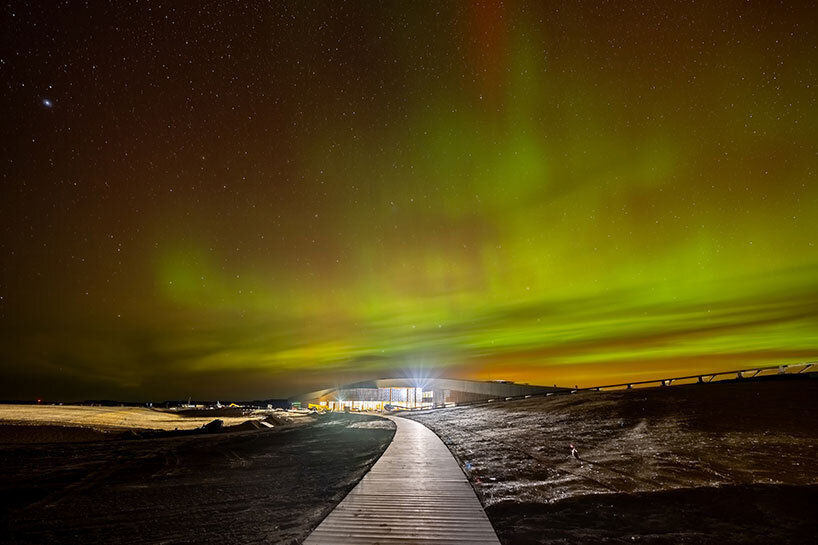 watch snøhetta's theodore roosevelt presidential library take shape in north dakota