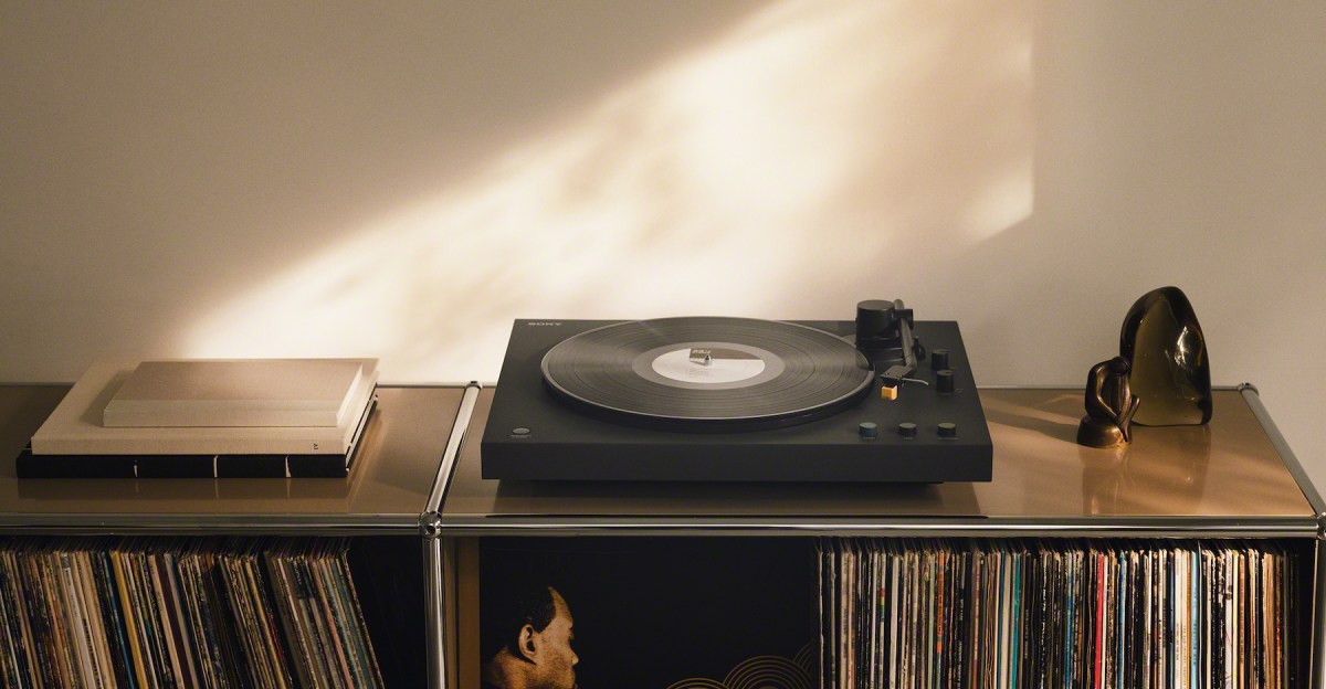 Sony announces its first turntables in years