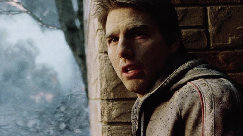 Ray covered in ash in War of the Worlds