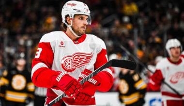 Chiarot signs 3-year, $11.55 million contract with Red Wings