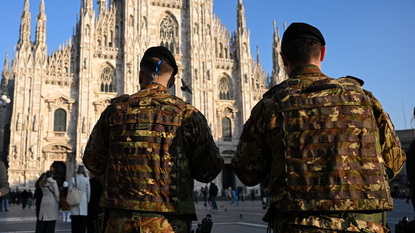 Plan for ICE agents at 2026 Olympics causes outrage in Italy : NPR