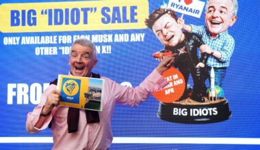 Ryanair CEO Michael O'Leary dismisses Elon Musk's idea of buying the airline
