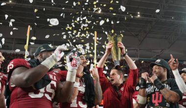 Big Ten puts 3 teams in top 5 of final AP poll for 2nd year in row with No. 1 Indiana leading way