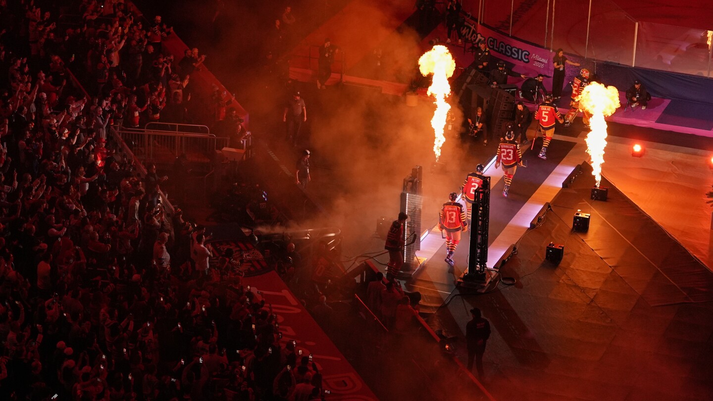 Fire, snow and ice in Miami as Rangers beat Panthers outdoors