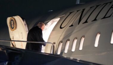 Trump 'inclined' to keep ExxonMobil out of Venezuela after White House meeting