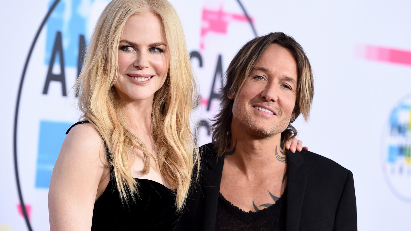 Nicole Kidman and Keith Urban are officially divorced