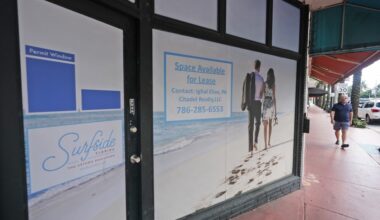 US consumer confidence collapses to lowest level since 2014