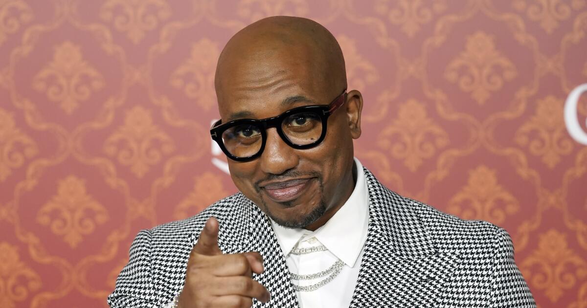 Chris Redd talks 'pill issues,' dating Kenan Thompson's ex-wife