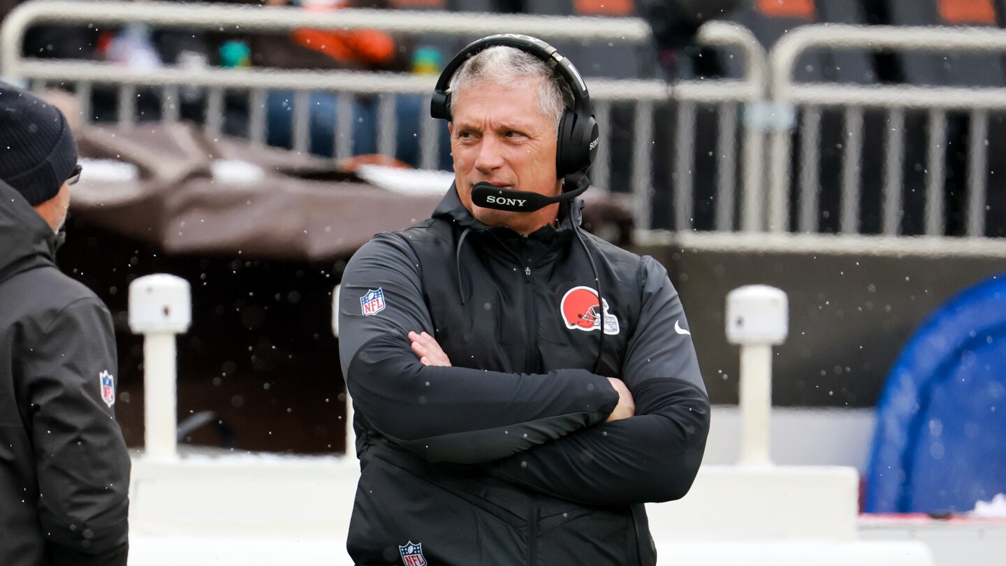 Report: Jim Schwartz is "gaining momentum" to be next Browns coach