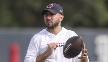 DeMeco Ryans noncommittal about Nick Caley's future as OC