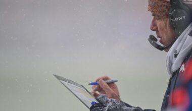 Said Sean Payton during Rams-Bears: "Why are coaches not kicking field goals?"