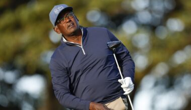 Five-way tie for Sony Open lead; Vijay Singh, 62, makes cut