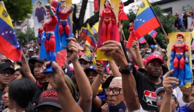 Trump’s Venezuela playbook: Remove the dictator, guide the rebuild, avoid chaos