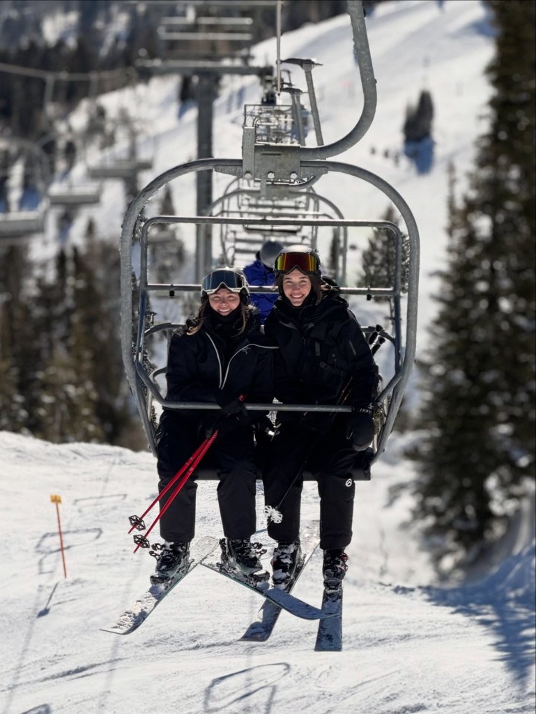 Chloë Grace Moretz and Kate Harrison hit the slopes to bring in the new year.