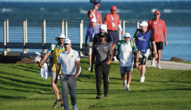 Crowded leaderboard as Nick Taylor shares Sony Open lead