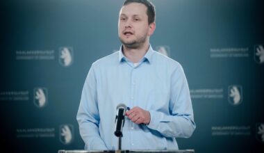 Danish prime minister says a US takeover of Greenland would mark the end of NATO