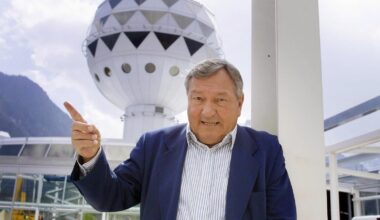 'Chariots of the Gods' author Erich von Däniken dies at 90