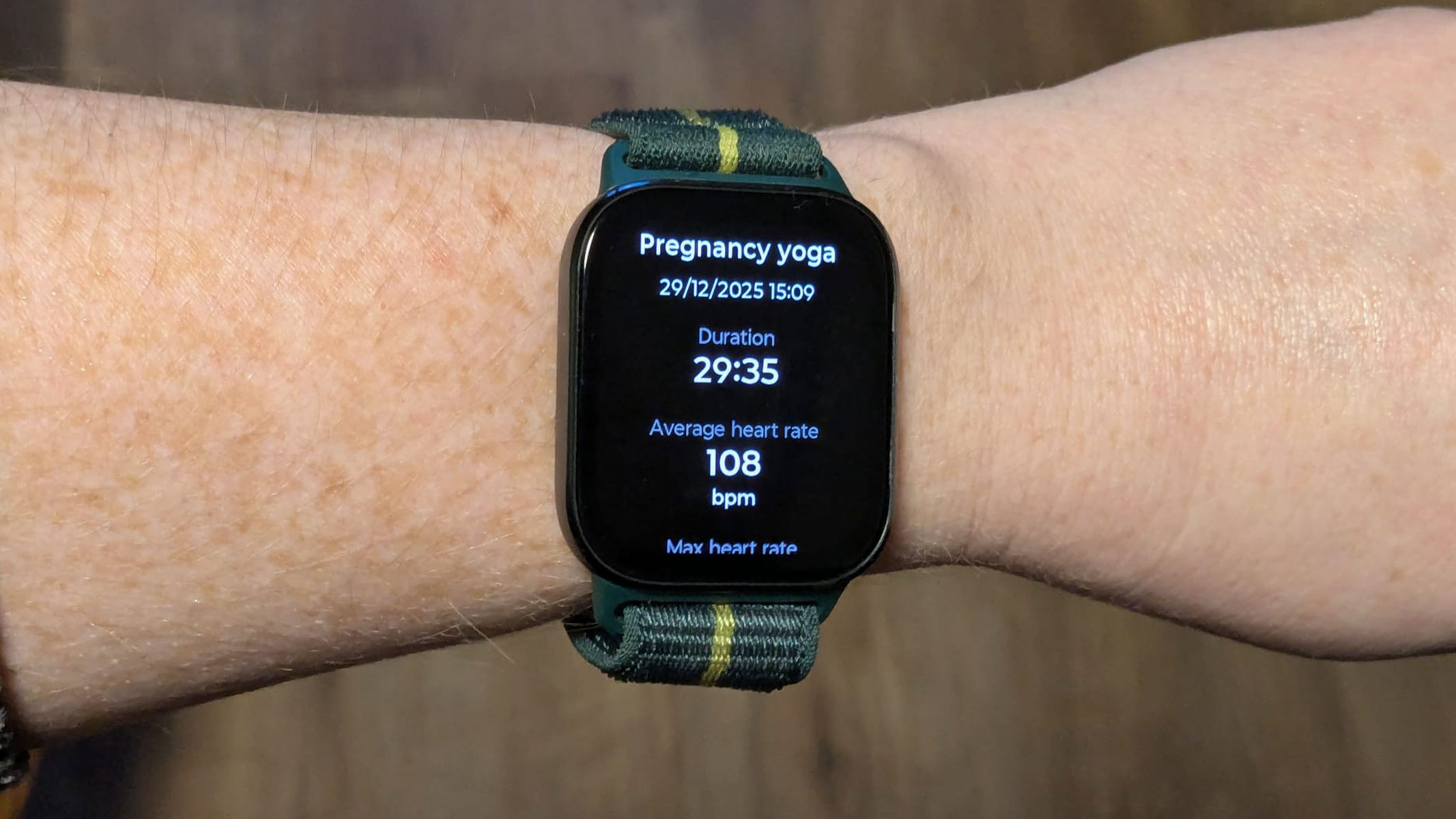 Pregnancy yoga stats as captured, and displayed, on the Motorola Moto Watch Fit.