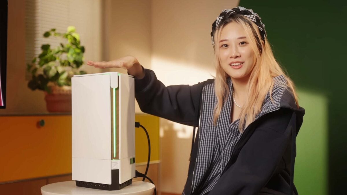 Woman Creates Super Console Containing PS5, Xbox, And Switch 2