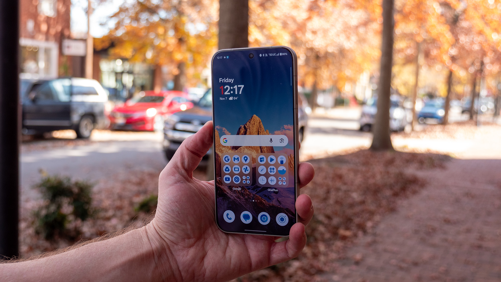 A customized home screen UI on the OnePlus 15