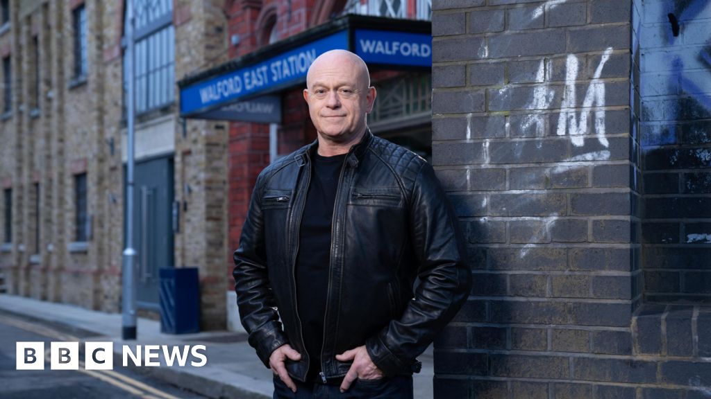 Actor Ross Kemp to return to EastEnders for short stint - BBC
