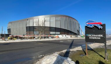 Turner offers reward for graffiti information