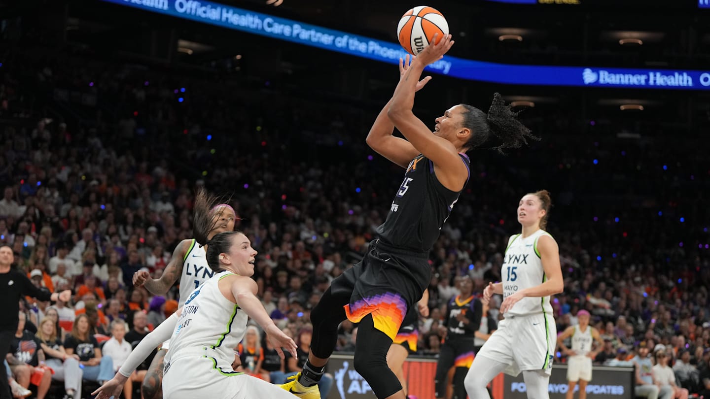 Examining Phoenix's Extensive Playoff History With Minnesota